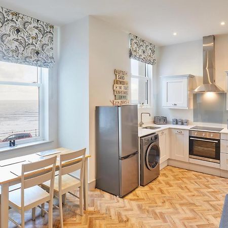 Host & Stay - 2 Maritime Apartments Scarborough Extérieur photo