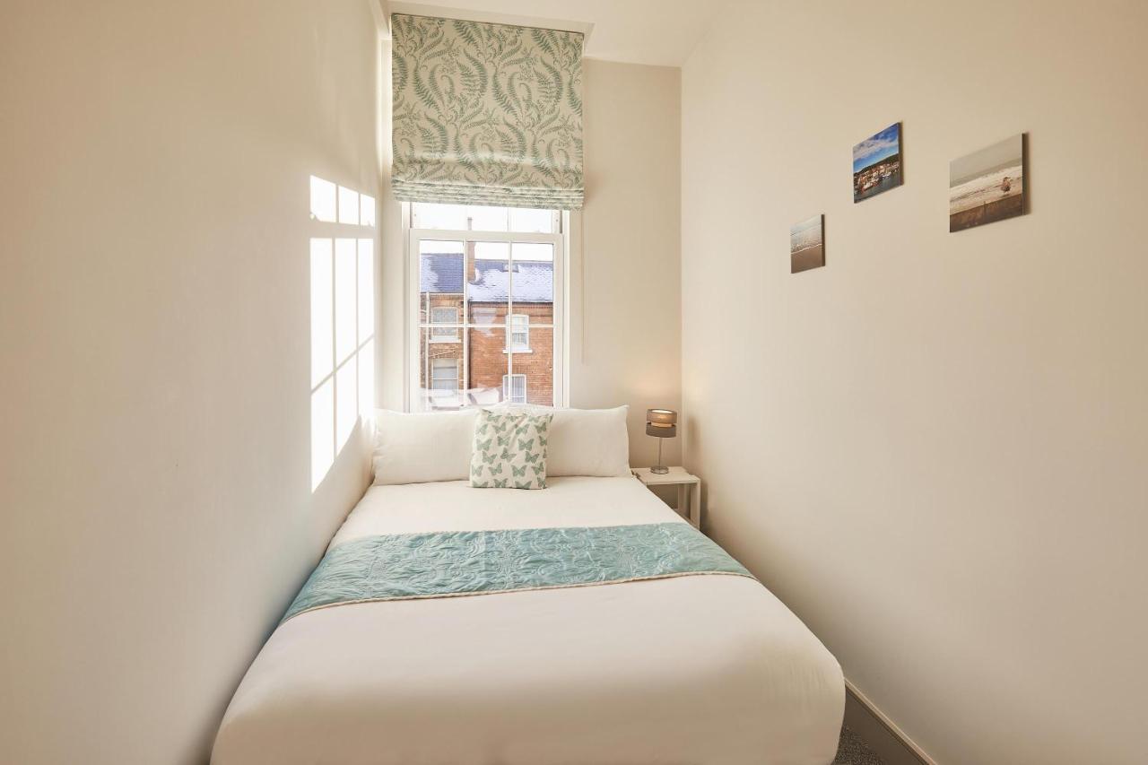 Host & Stay - 2 Maritime Apartments Scarborough Extérieur photo