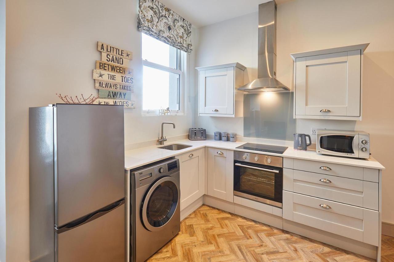 Host & Stay - 2 Maritime Apartments Scarborough Extérieur photo
